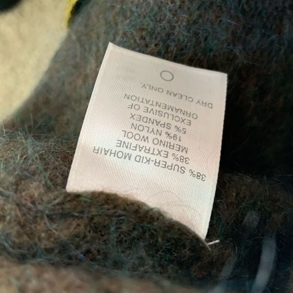 Classiques olive sweater - Picture 6 of 6